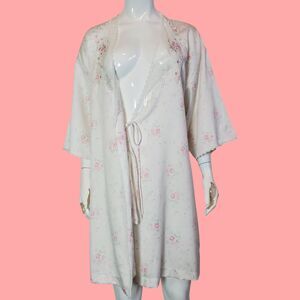 Vintage 80's Sara Beth White Floral Robe